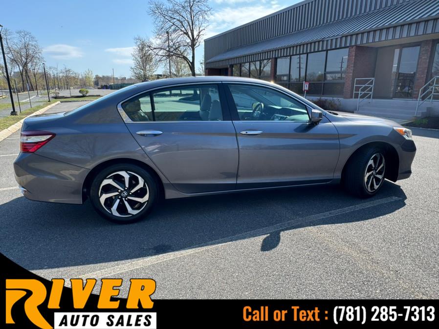 2017 Honda ACCORD SEDAN EX-L CVT photo