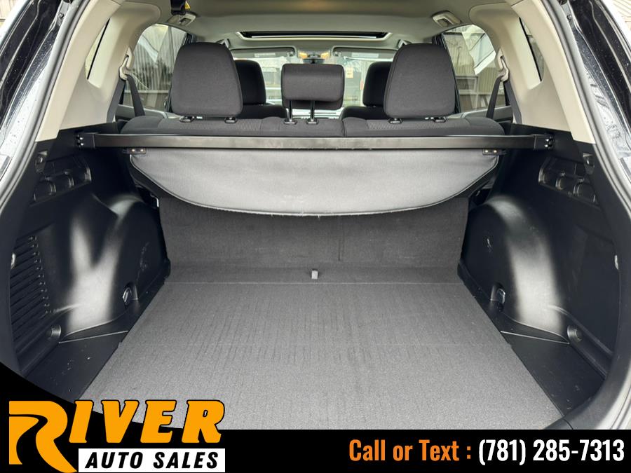 2018 Toyota RAV4 XLE AWD (Natl) photo