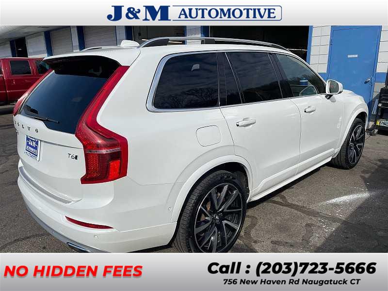 2018 Volvo XC90 Momentum photo