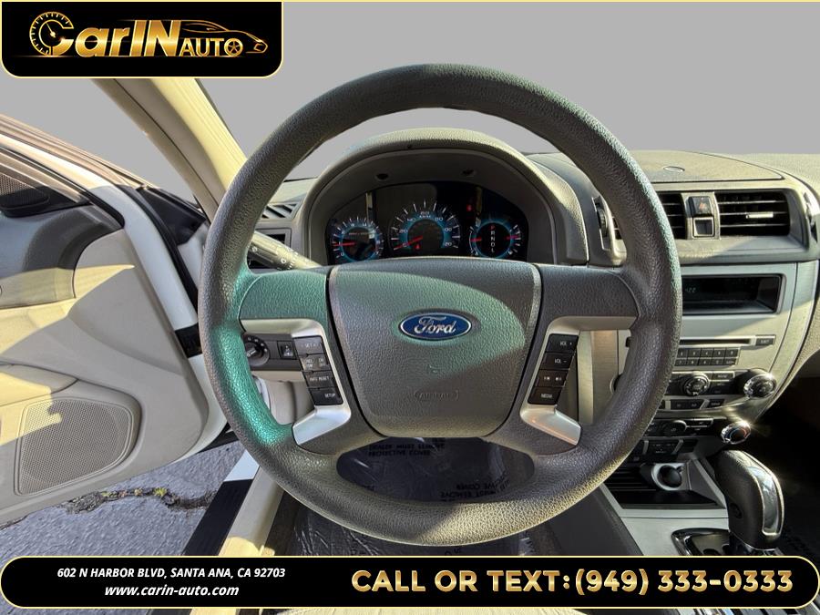 2012 Ford Fusion SE photo