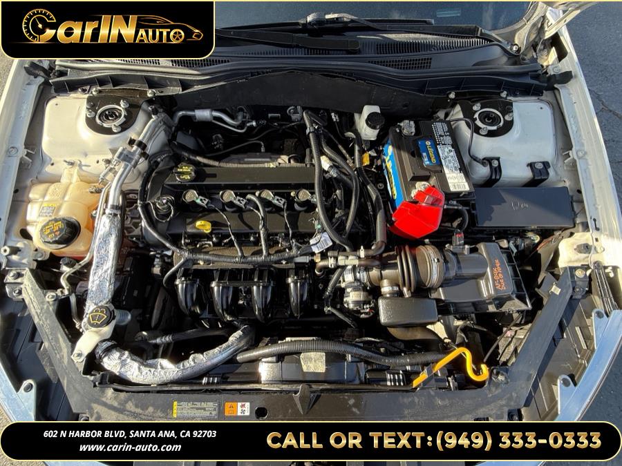 2012 Ford Fusion SE photo