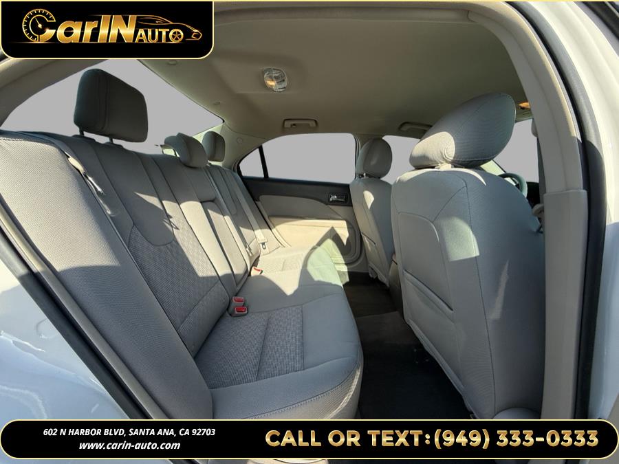 2012 Ford Fusion SE photo