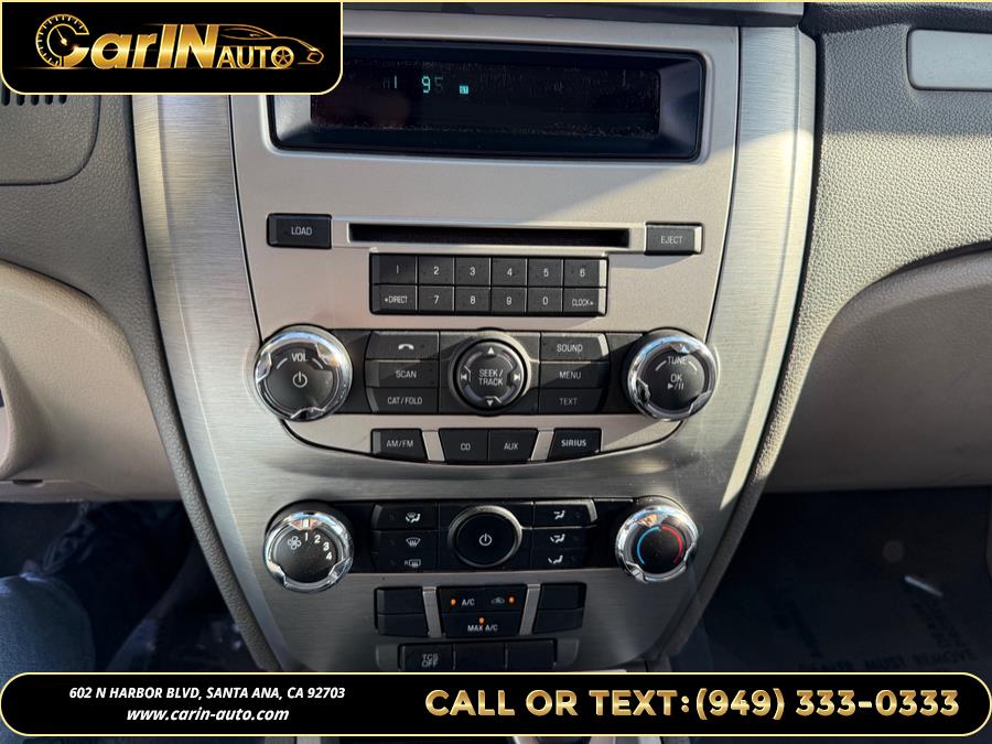 2012 Ford Fusion SE photo