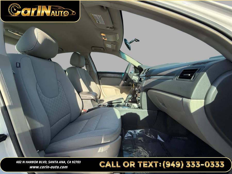 2012 Ford Fusion SE photo