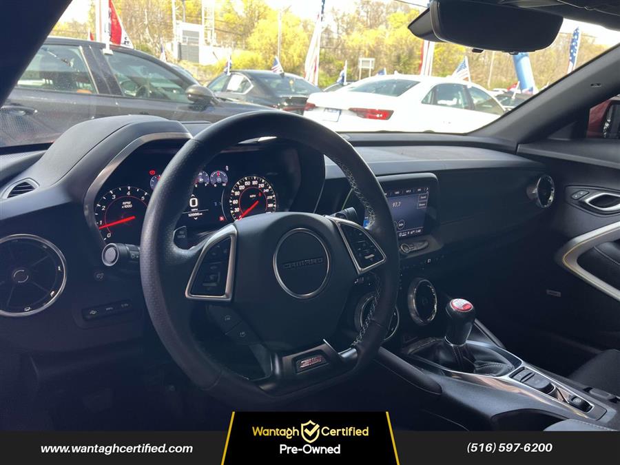2021 Chevrolet Camaro 2dr Cpe 2SS photo