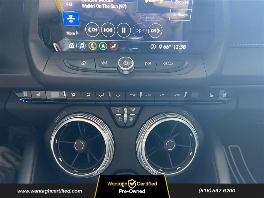 2020 Chevrolet Camaro 2dr Cpe 3LT photo