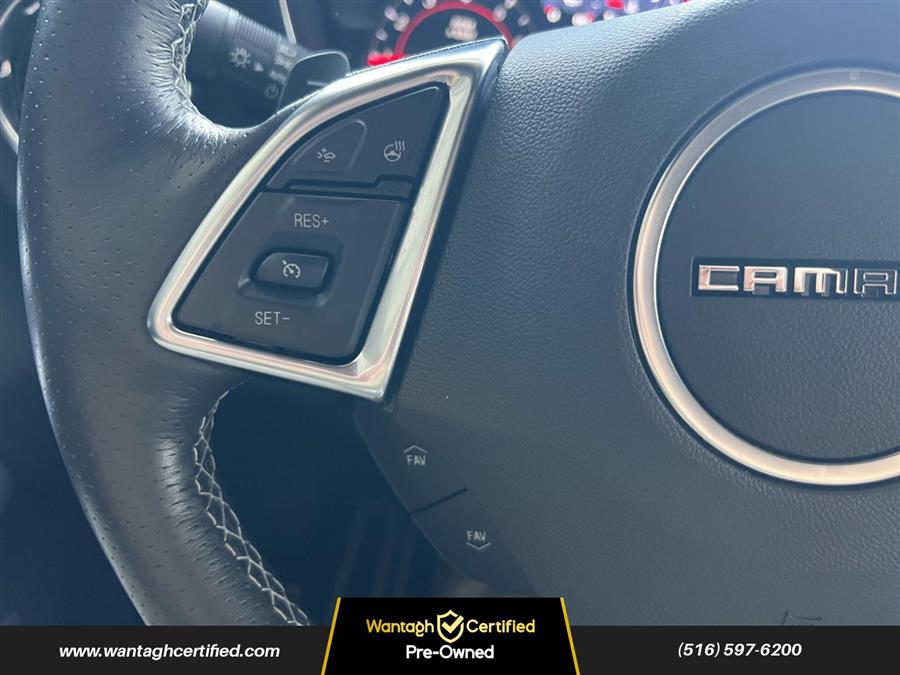 2020 Chevrolet Camaro 2dr Cpe 3LT photo