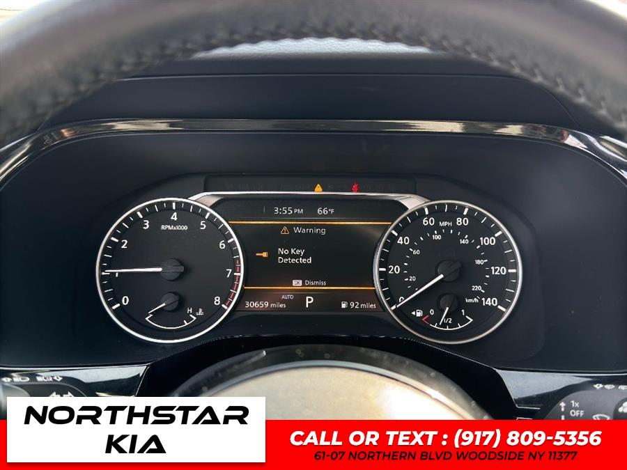 2022 Nissan Pathfinder SV photo