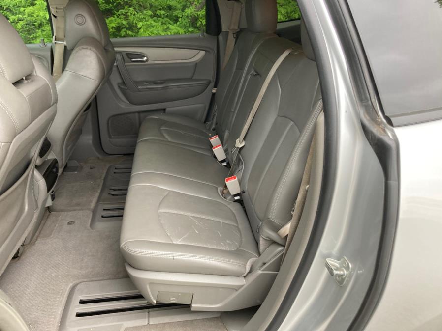 2014 Chevrolet Traverse LS photo
