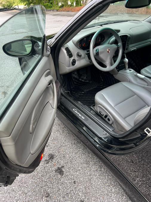2002 Porsche 911 Carrera photo
