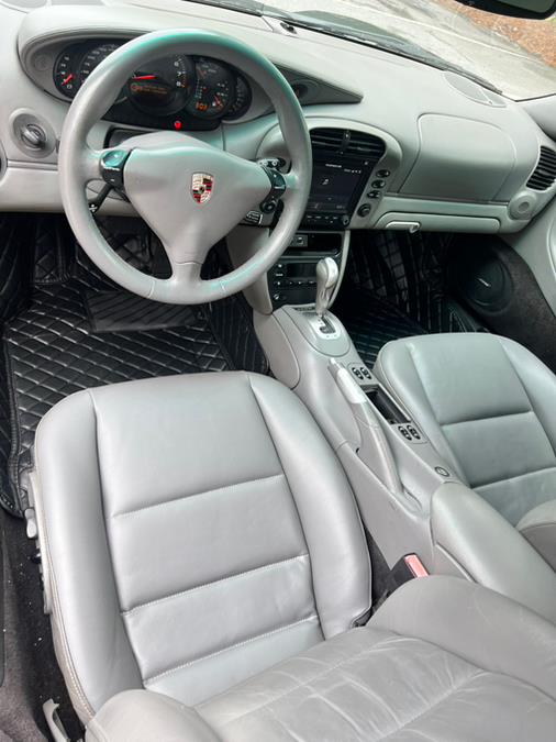 2002 Porsche 911 Carrera photo