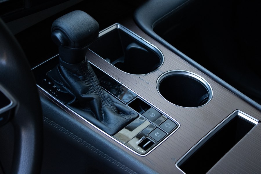2021 Toyota Sienna LE AWD 8-Passenger (Natl) photo
