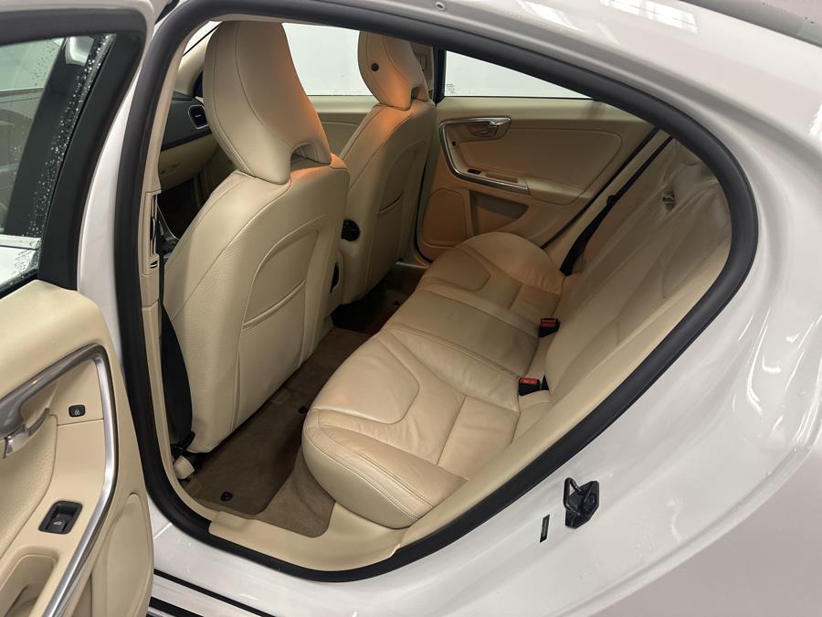 2013 Volvo S60 T5 photo