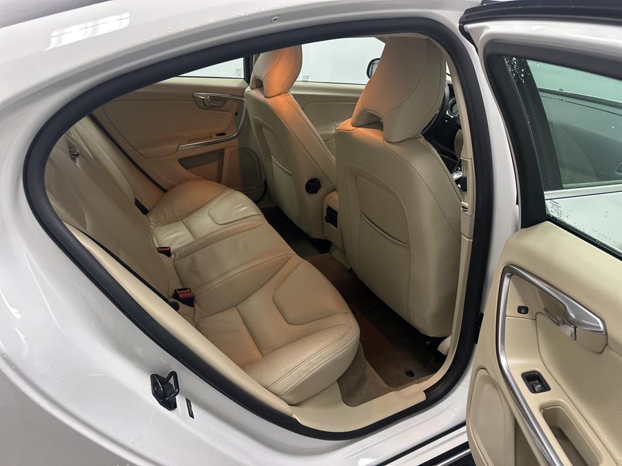 2013 Volvo S60 T5 photo