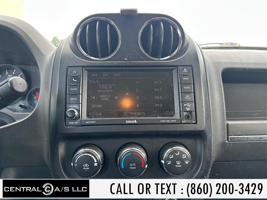 2013 Jeep Compass Latitude photo