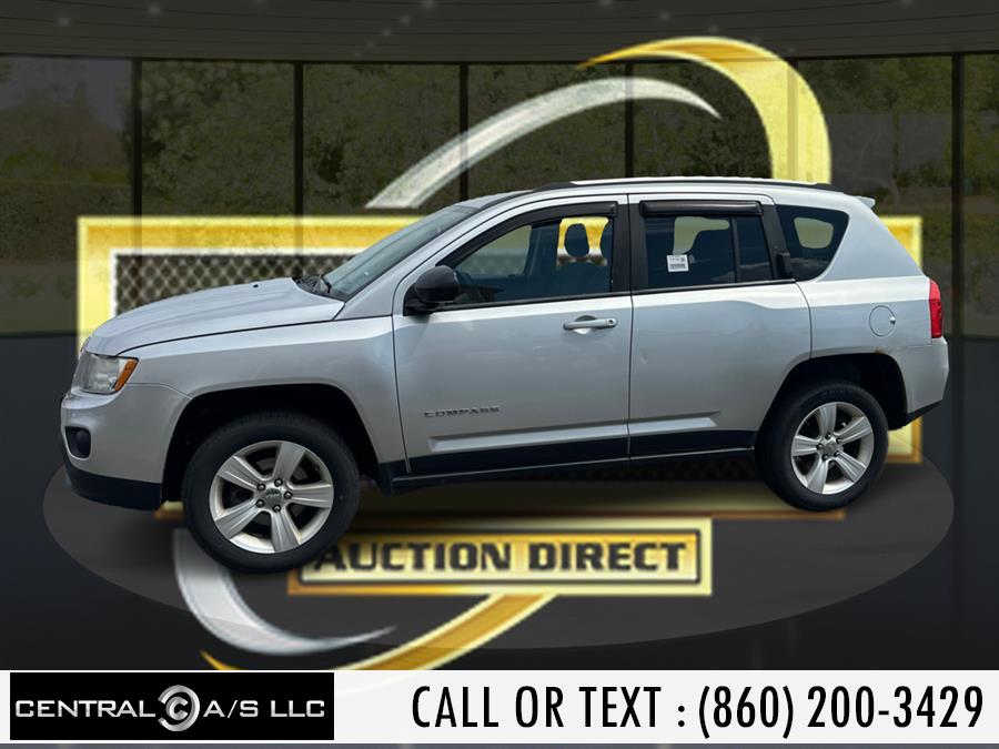 2013 Jeep Compass Latitude photo