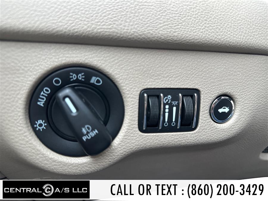 2013 Chrysler 300 photo