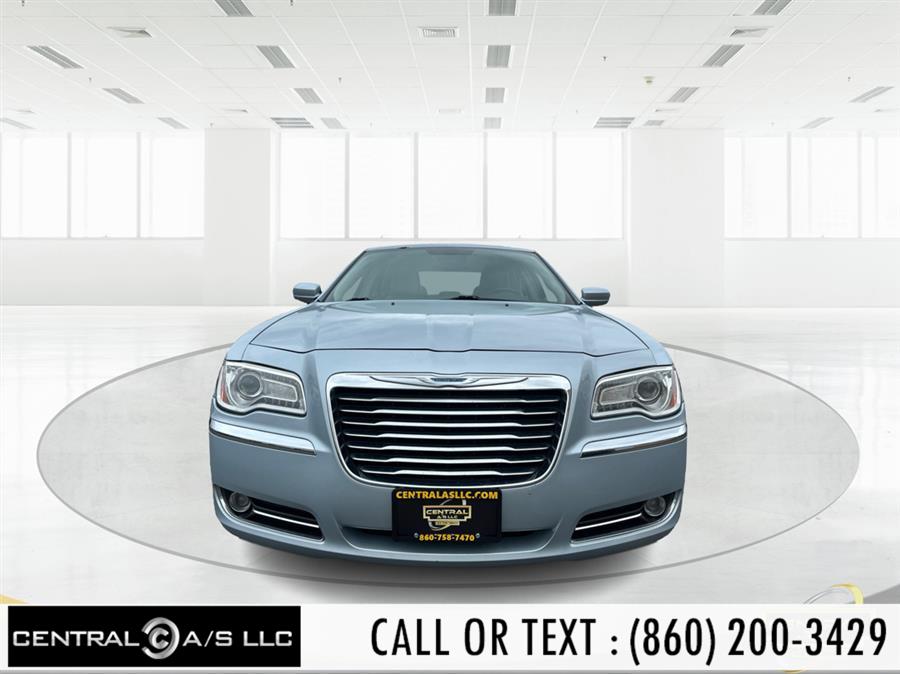 2013 Chrysler 300 photo