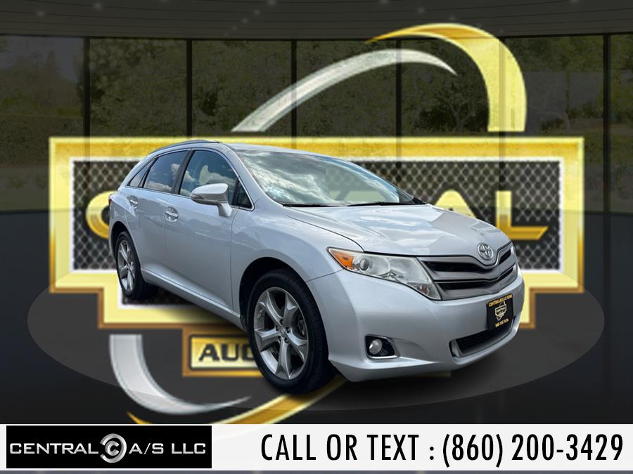 2013 Toyota Venza LE photo