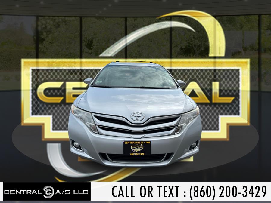 2013 Toyota Venza LE photo