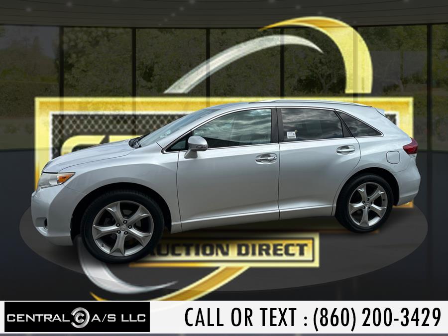 2013 Toyota Venza LE photo