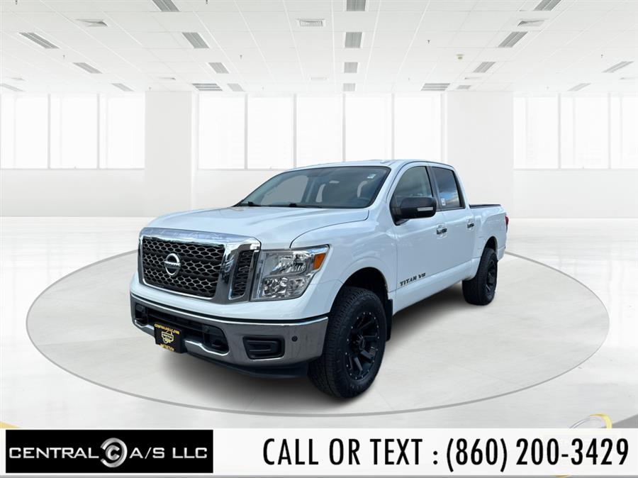 2018 Nissan Titan 4x4 Crew Cab PRO-4X photo