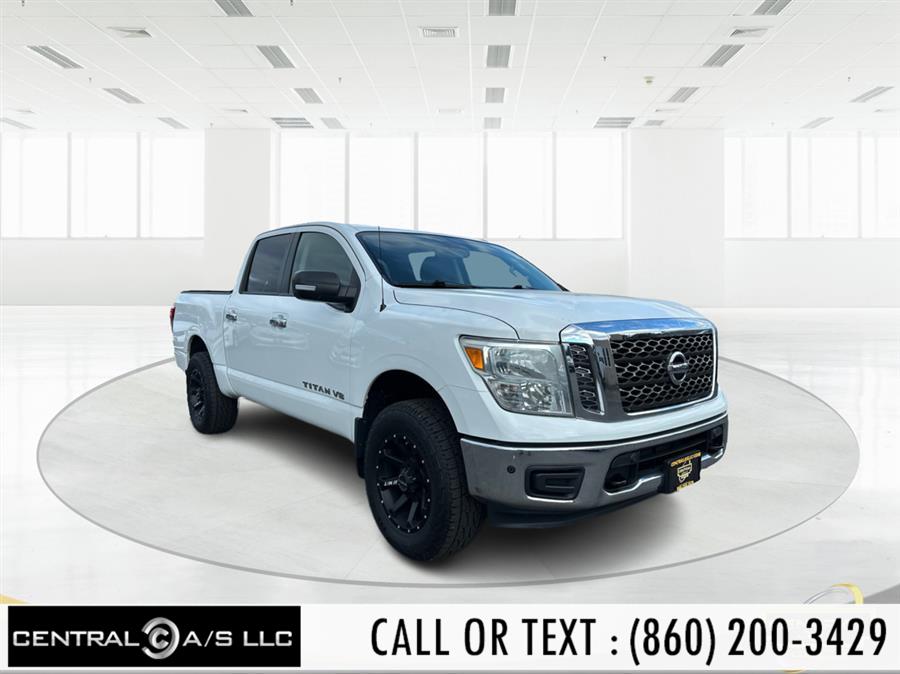 2018 Nissan Titan 4x4 Crew Cab PRO-4X photo