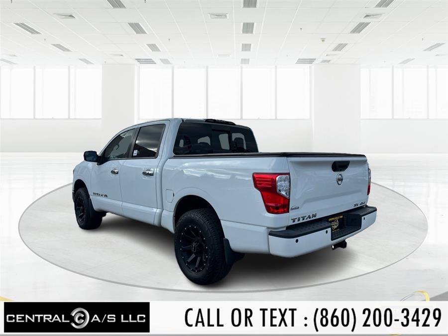 2018 Nissan Titan 4x4 Crew Cab PRO-4X photo