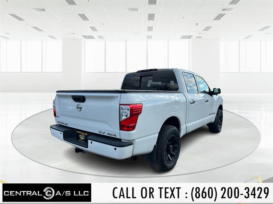 2018 Nissan Titan 4x4 Crew Cab PRO-4X photo