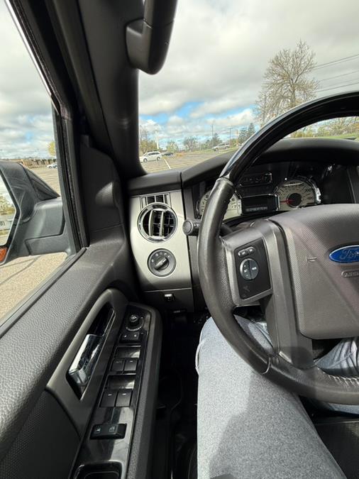 2013 Ford Expedition EL Limited photo