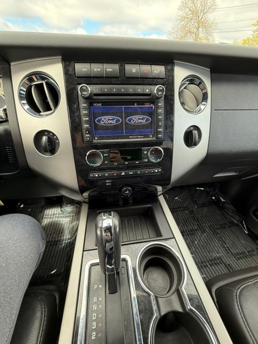 2013 Ford Expedition EL Limited photo