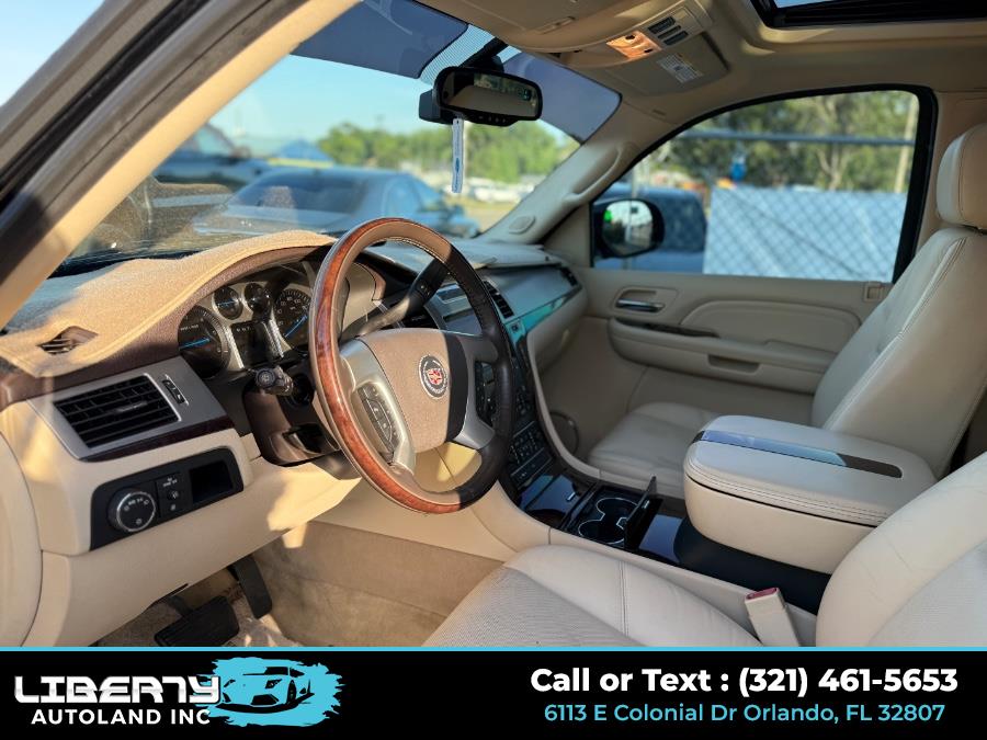 2008 Cadillac Escalade photo