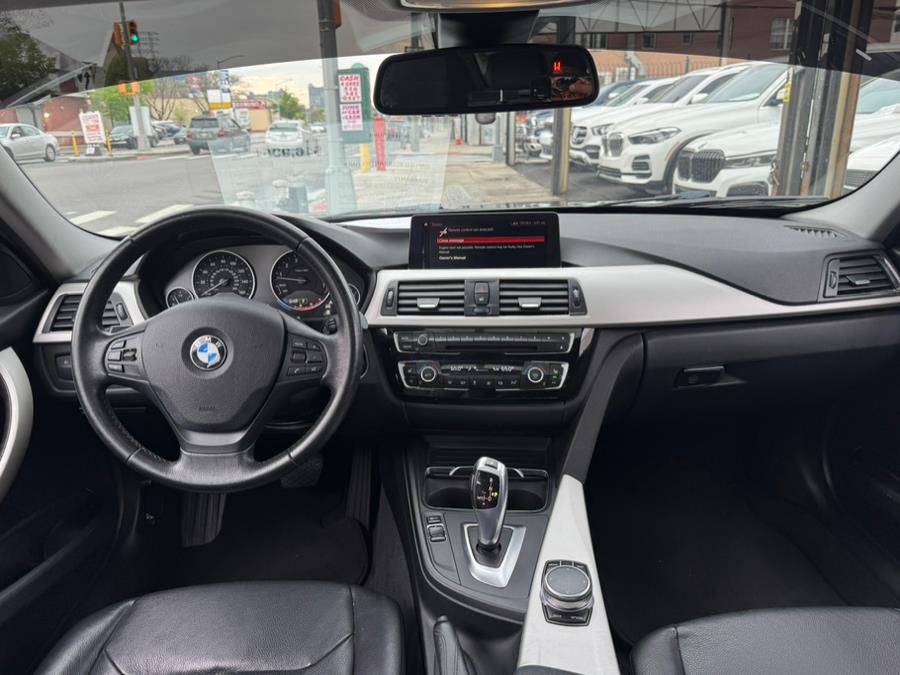 2018 BMW 3-Series 320i xDrive Sedan South Africa photo