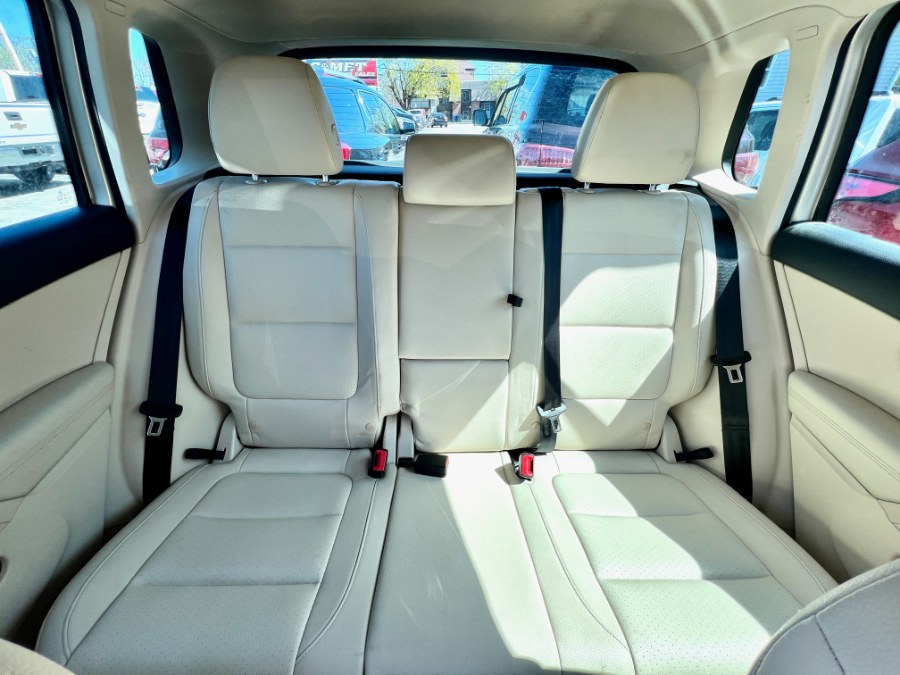 2012 Volkswagen Tiguan S 4Motion photo