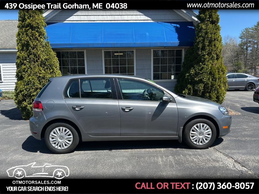 2012 Volkswagen Golf Base PZEV photo