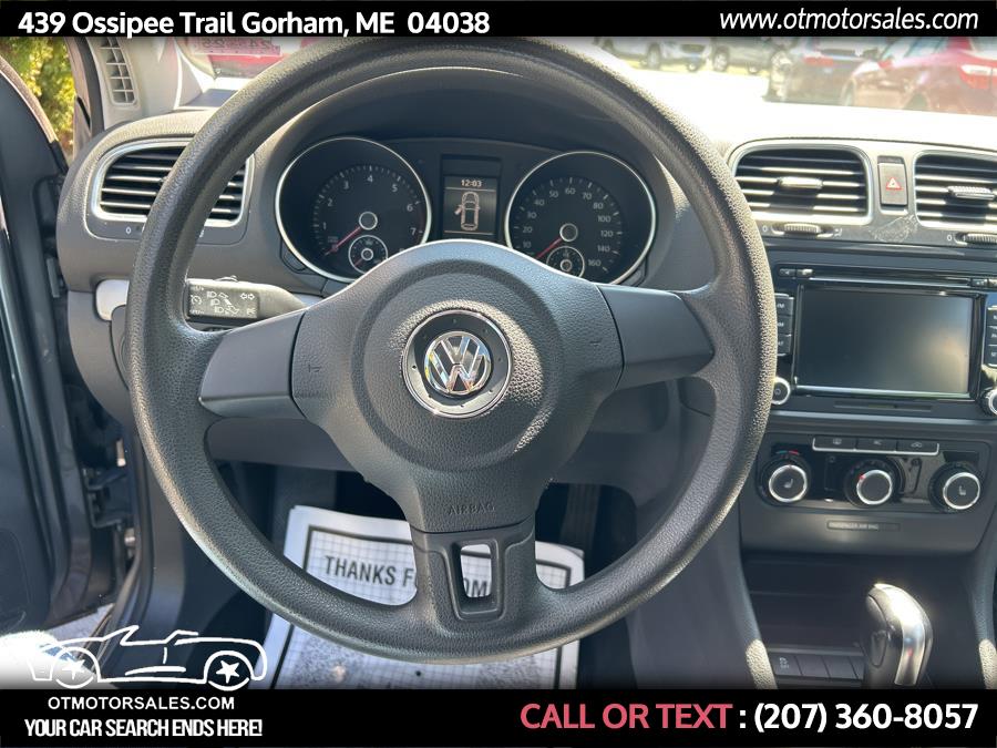 2012 Volkswagen Golf Base PZEV photo