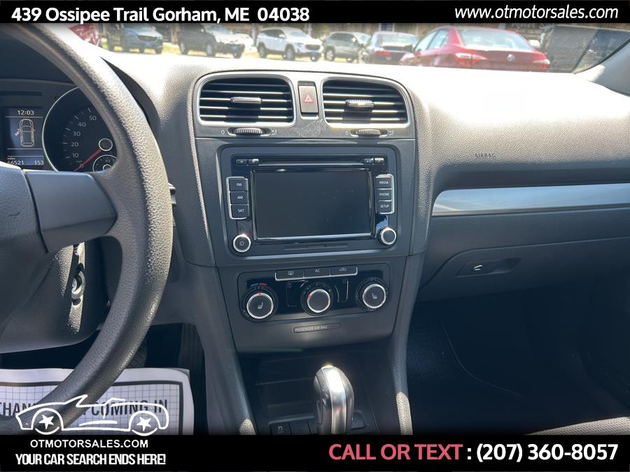 2012 Volkswagen Golf Base PZEV photo