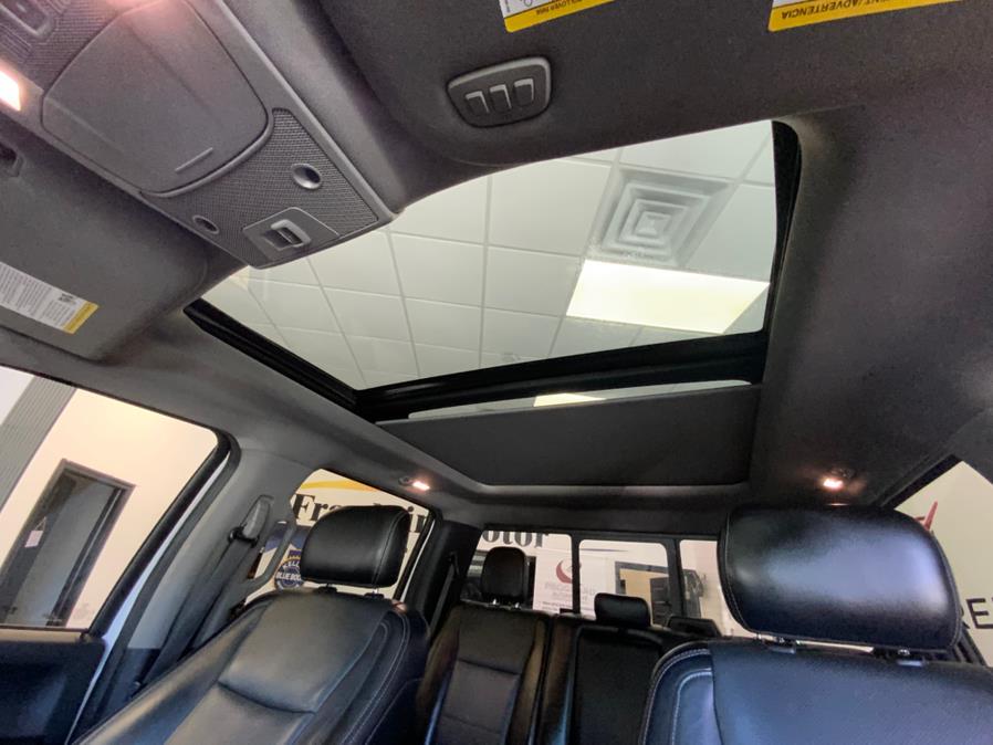 2017 Ford F-150 Lariat 4WD SuperCrew 5.5'' Box photo