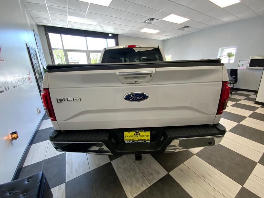 2017 Ford F-150 Lariat 4WD SuperCrew 5.5'' Box photo