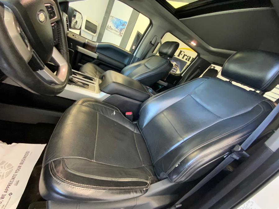 2017 Ford F-150 Lariat 4WD SuperCrew 5.5'' Box photo