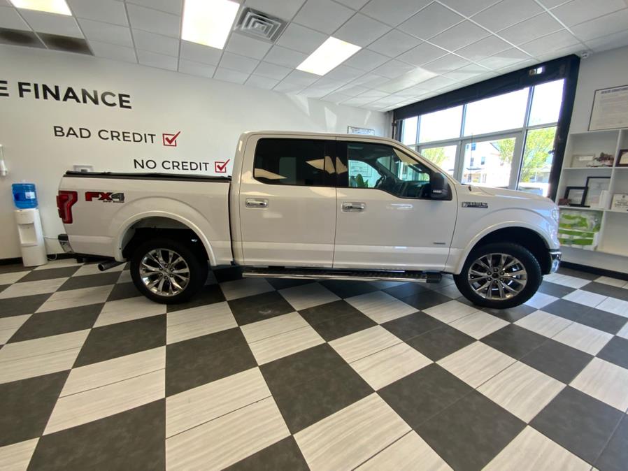 2017 Ford F-150 Lariat 4WD SuperCrew 5.5'' Box photo