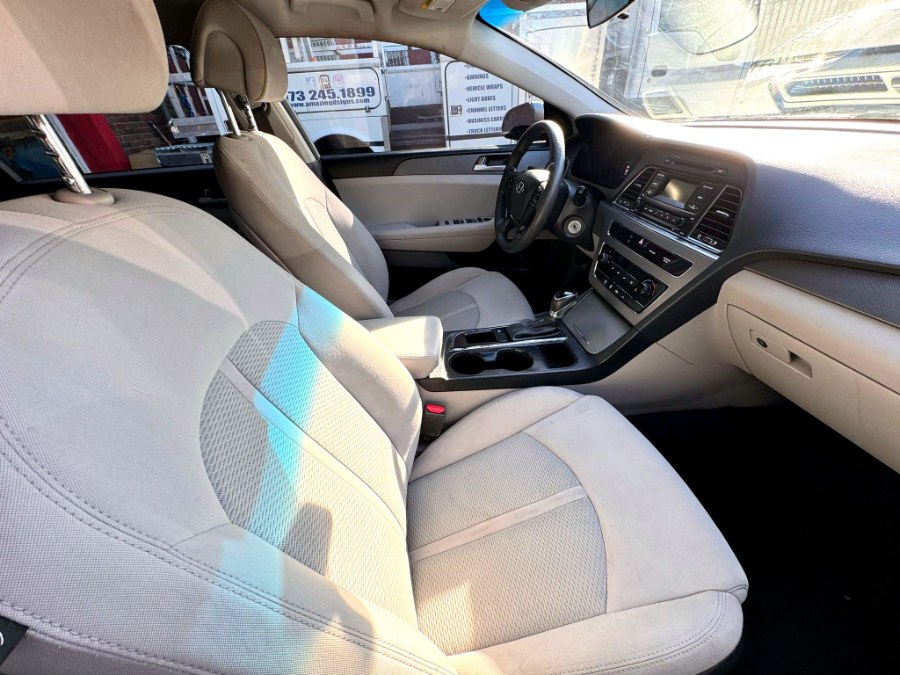 2017 Hyundai Sonata 2.4L photo