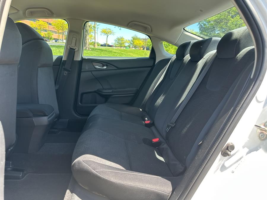 2019 Honda Insight LX CVT photo