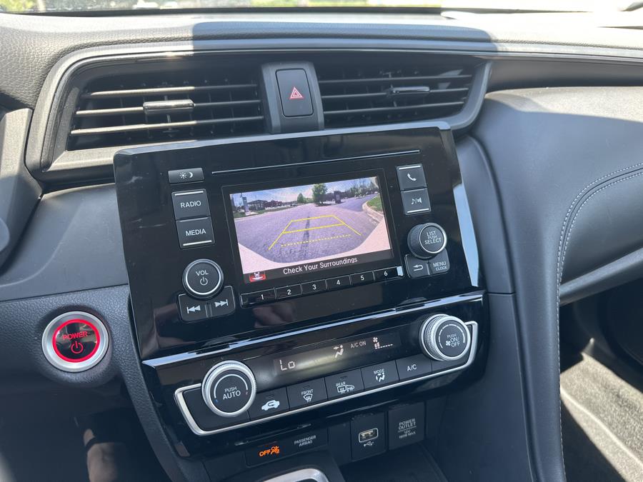 2019 Honda Insight LX CVT photo