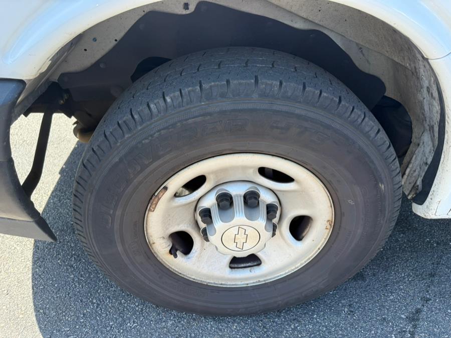 2019 Chevrolet Express Cargo Van RWD 2500 135