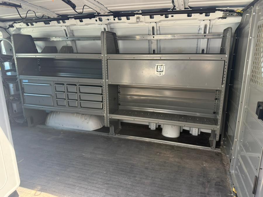 2019 Chevrolet Express Cargo Van RWD 2500 135