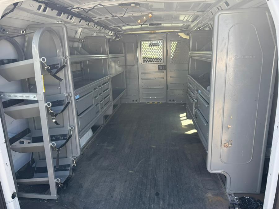 2019 Chevrolet Express Cargo Van RWD 2500 135