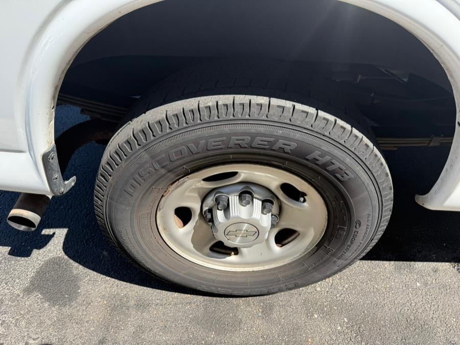 2019 Chevrolet Express Cargo Van RWD 2500 135