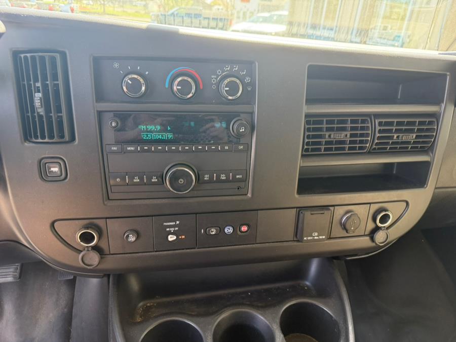 2019 Chevrolet Express Cargo Van RWD 2500 135