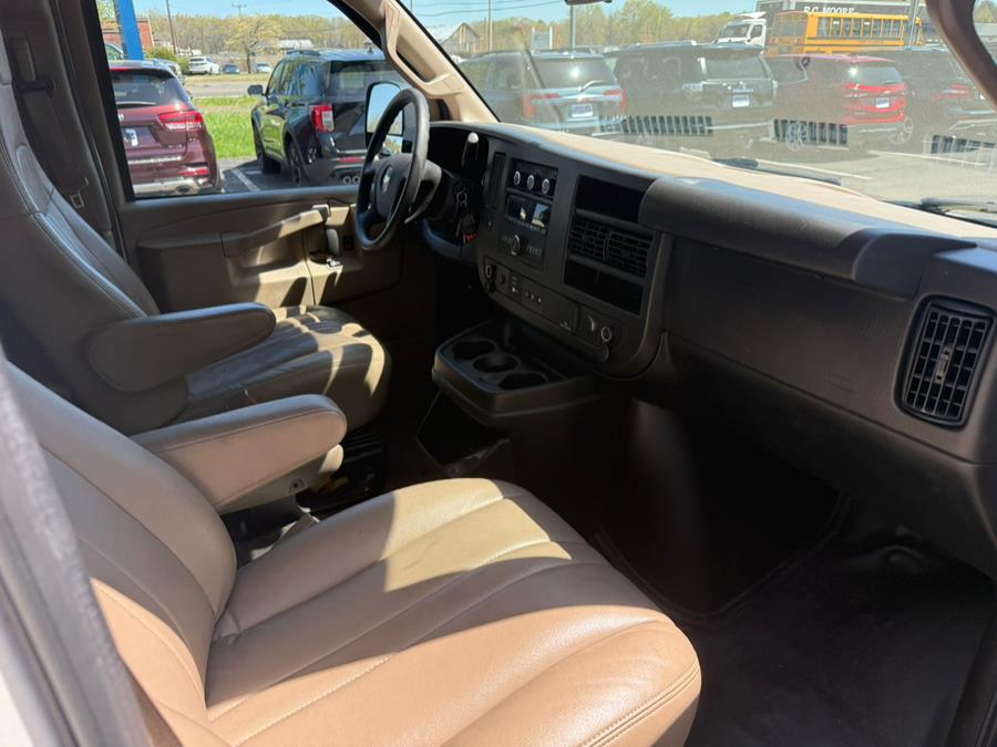 2019 Chevrolet Express Cargo Van RWD 2500 135
